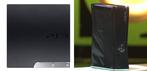 PS3 Slim vs. Xbox 360 - Design: "Slim": Während die PS3 ihrem Namen Slim alle Ehre macht, besitzt die neue Xbox 360 ein tailliertes Gehäuse, das also in der Mitte dünner ist als oben und unten. Auch auffällig: Microsoft hat sich für ein schwarzes Klavierlack-Gehäuse entschieden, während Sony genau den umgekehrten Weg ging und die PS3 Slim matt-schwarz kleidet. PS3 Slim vs. Xbox 360 - Design: "Slim": Während die PS3 ihrem Namen Slim alle Ehre macht, besitzt die neue Xbox 360 ein tailliertes Gehäuse, das also in der Mitte dünner ist als oben und unten. Auch auffällig: Microsoft hat sich für ein schwarzes Klavierlack-Gehäuse entschieden, während Sony genau den umgekehrten Weg ging und die PS3 Slim matt-schwarz kleidet.
