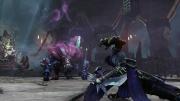 Auch in Darksiders 2 warten wieder jede Menge riesiger Gegner auf euch.