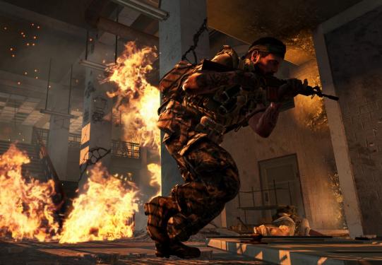 Call of Duty: Black Ops: Activison-Chef Eric Hirshberg bezeichnete die Kritik von Seiten der Fernsehsender am Black Ops-Werbespot als 'heuchlerisch'.