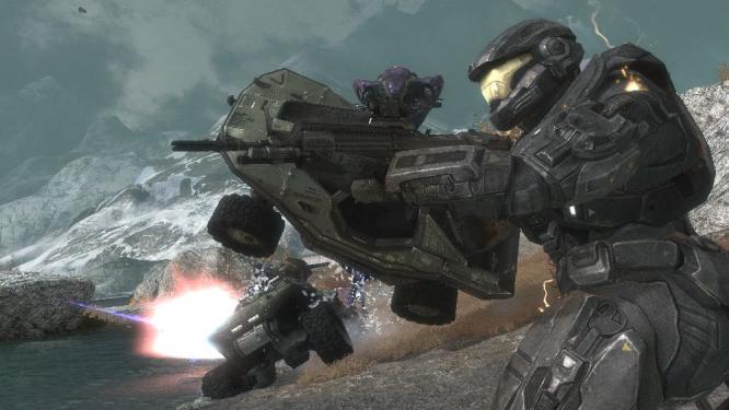 Halo: Laut Microsoft sind die Pläne für einen Film noch nicht begraben.