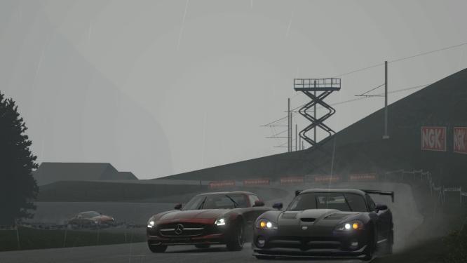 Insgesamt 1,1 GB wiegt das neue Gran Turismo 5-Update GT5 Spec 2.0. Ab sofort dürfen GT5-Spieler sich das Update auf ihre PlayStation 3-Konsole herunterladen.