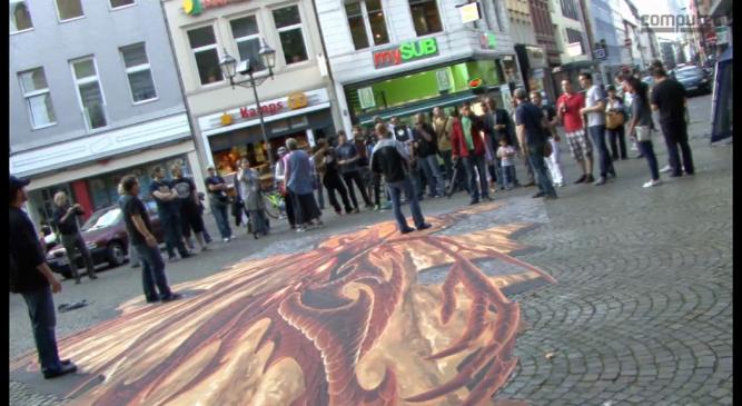 Blizzard hat im Rahmen der gamescom 2011 mit Manfred Stader einen Künstler engagiert, der ein großes Street-Artwork von Diablo 3 auf die Straßen von Köln gezaubert hat.