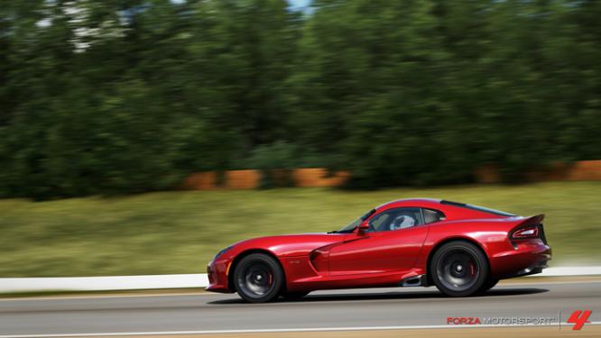Für Forza Motorsport 4 steht ab sofort die neue SRT Viper GTS zum kostenlosen Download auf dem Xbox Live Marktplatz bereit. (2)