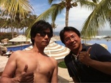 Verrückte Spielepromo? Metal-Gear-Solid-Macher Hideo Kojima halbnackt!