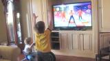 Just Dance: Sohn von Britney Spears zeigt sein Talent vor der Wii-Konsole