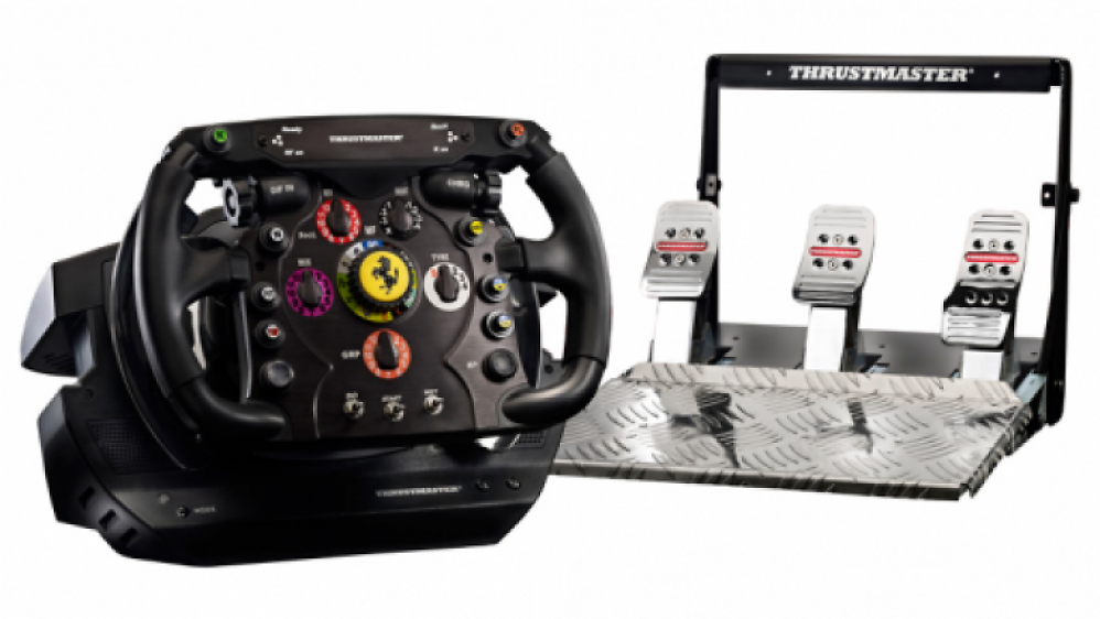 Ob robuste Gamepads, funktionale Joysticks oder aufwendige Lenkrad-Pedal-Kombinationen: wir sorgen für den Überblick