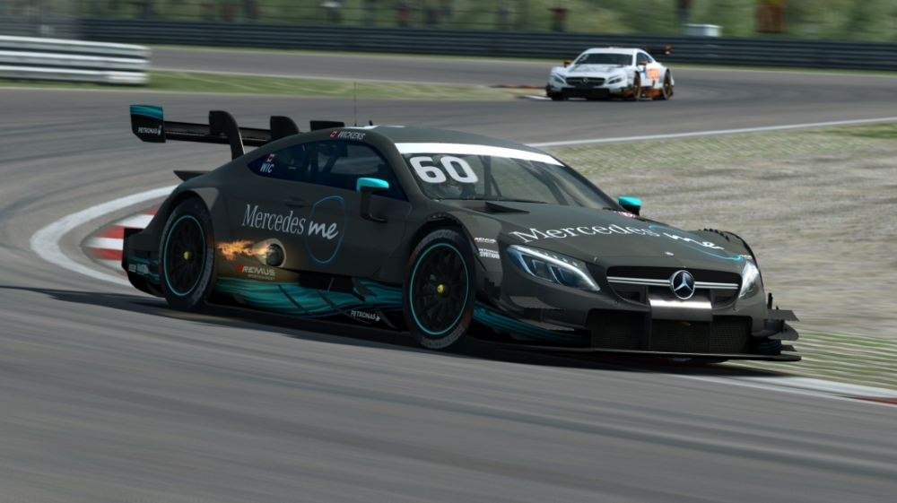 RaceRoom Racing Experience: Download, Shop, Wettbewerbe - Alle Infos zum Free2Play-Racer