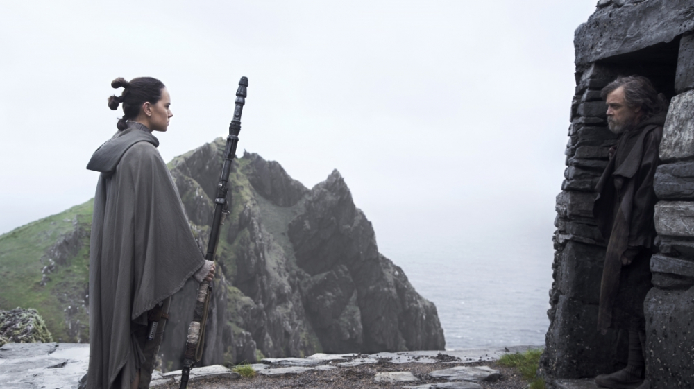 Star Wars: Episode 8 - Die letzten Jedi in der Filmkritik - besser als Episode 7?