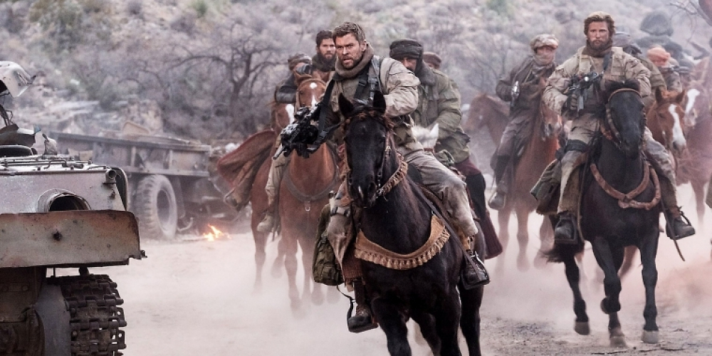 Operation: 12 Strong: Review zum actiongeladenen Kriegsdrama (1)