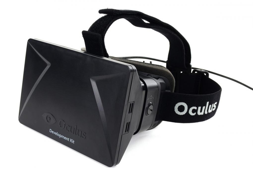 Das 720p-Entwicklerkit ist seit einigen Monaten für jedermann auf www.oculusvr.com bestellbar. Es funktioniert prima, bietet aber nur eine sehr grobe Auflösung. Die Endkundenfassung - Release irgendwann 2014 - wird einen viel besseren Seheindruck vermitteln.
