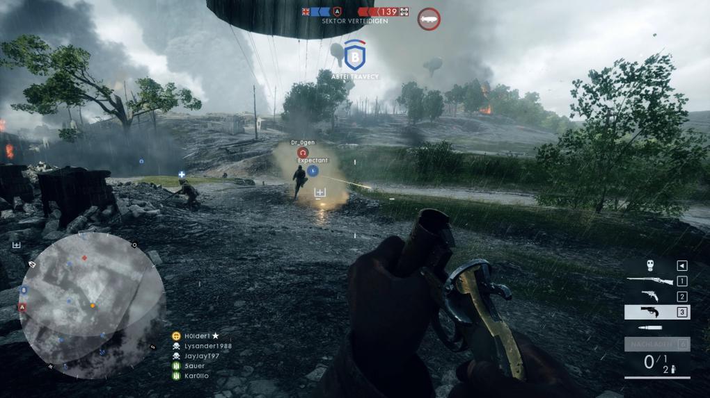 Mit der Signalpistole kennzeichnen wir Gegner auf der Minimap und zünden sie an, wenn sie zum Beispiel direkt auf der Signalrakete landen ...