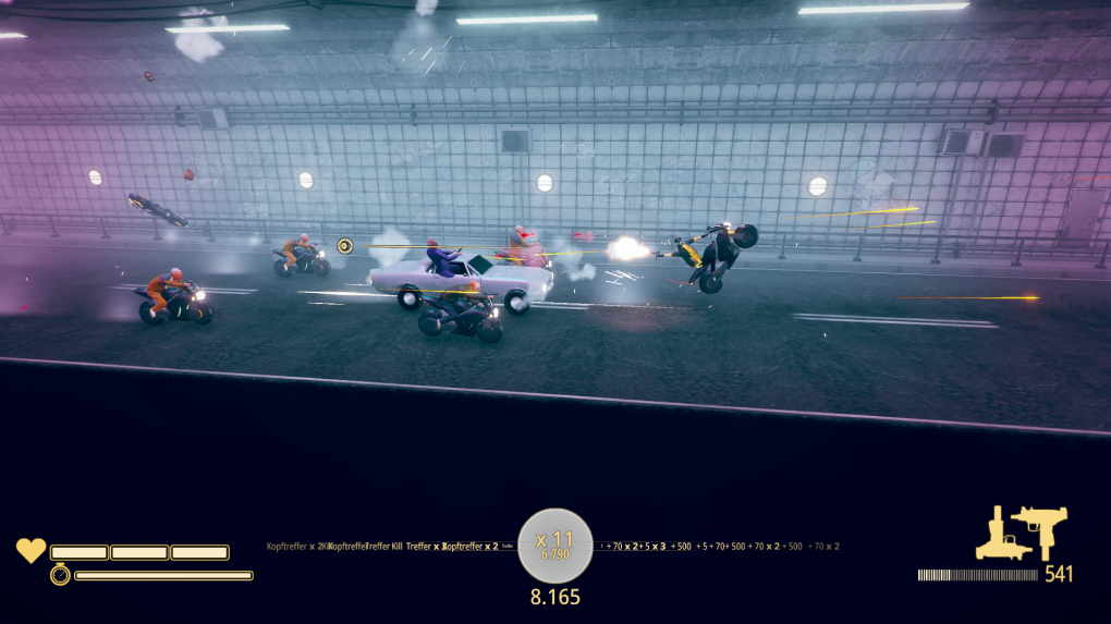 Das Spiel bemüht sich immer um Abwechslung. So ballert ihr mal auf einem Skateboard um euch, mal liefert ihr euch eine blutige Verfolgungsjagd auf einem Motorrad.