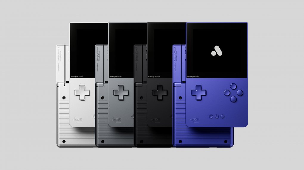 Der Analogue Pocket in der Aluminium Edition in den Farben Natural, Noir, Black und Indigo
