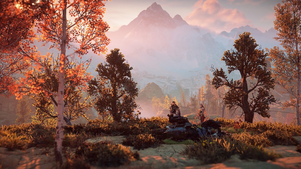 Rost und Aloy stehen in der Landschaft