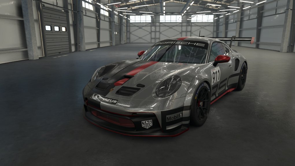 Ein Porsche in einer großen Halle