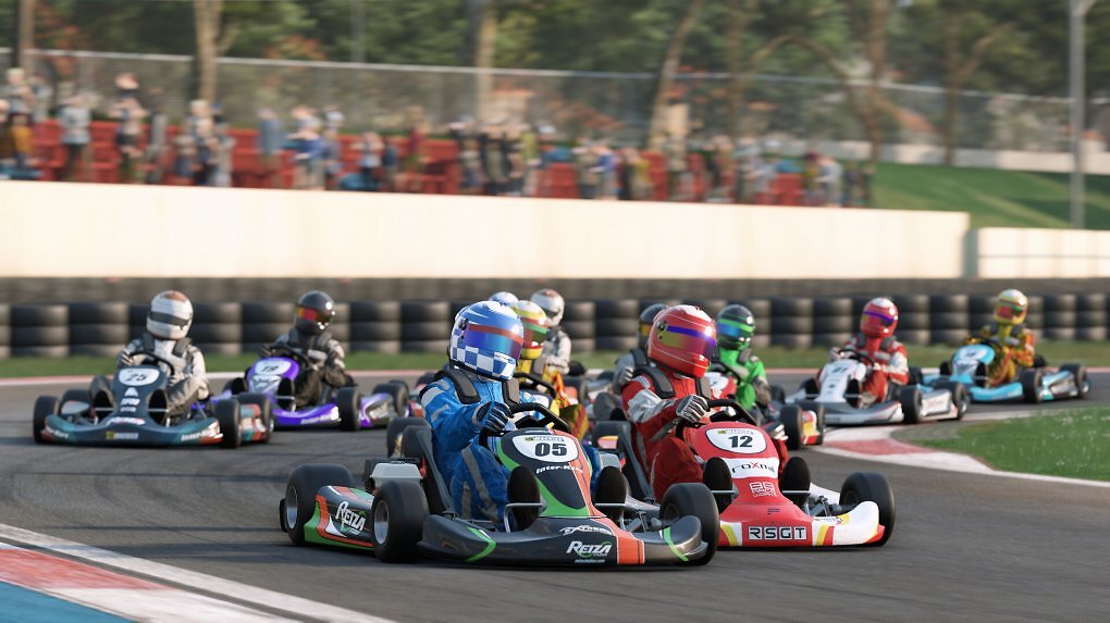 Mit dem Kart steigen Rennfahrer üblicherweise in den Motorsport ein. Auch virtuell lassen sich die kleinen Flitzer als Einsteigerklasse fahren.