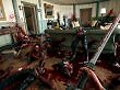 Zerschnittene Zombies und viel Blut auf dem Boden