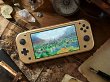 Die neue Nintendo Switch Lite im güldenen Zelda-Design.