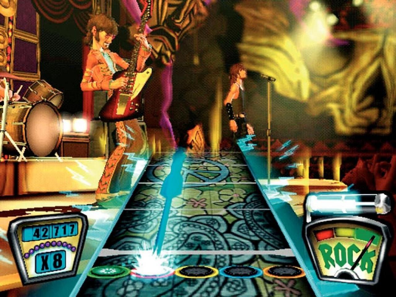 [28/07/2006] Unglaublich: Euer Bühnencharakter schlägt die richtigen Akkorde in der korrekten Tonhöhe auf seiner Gitarre an. Mehr Liebe zum Detail geht nicht! 