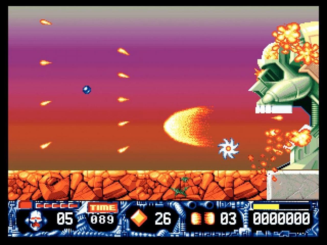 [26/10/2006] Turrican (hier im Zackensternmodus) zündet eine Smartbomb. Pech für denBossgegner. 