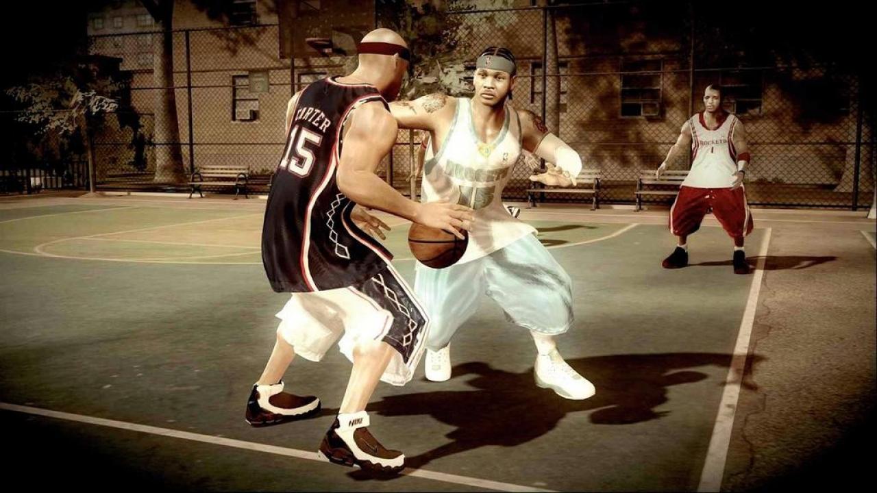 [17/03/2007] Gewusst wie: Ihr könnt euren Gegnern den Ball klauen, oder sie einfach nur schubsen, damit sie den Ball verlieren. 