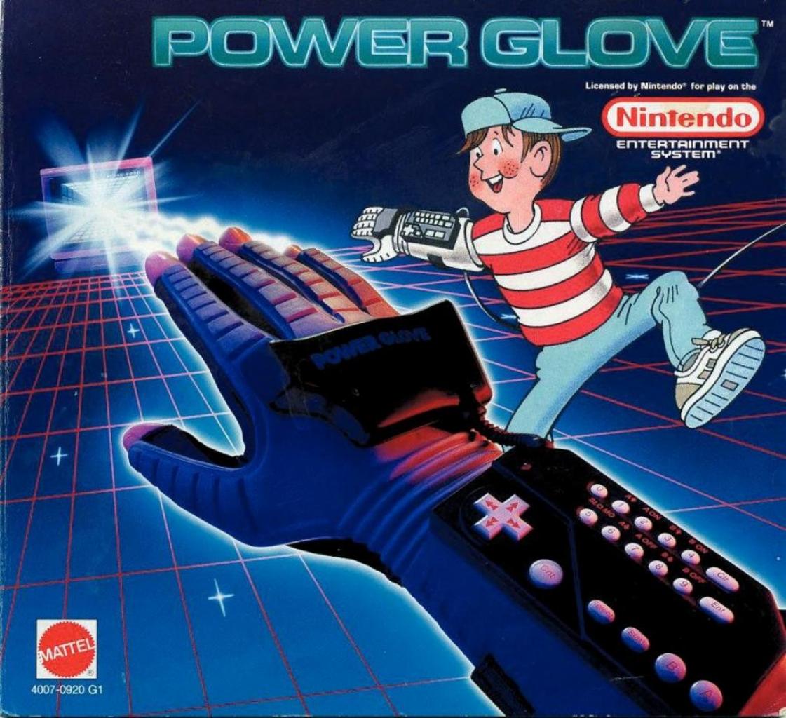 [29/05/2007] MIttendrin: Mit dem Nintendo Power Glove wurden Bewegungen des Spielers direkt in das Spiel übertragen. Eine Möglichkeit, die in der Zukunft mit anderen Techniken umgesetzt werden könnte. 