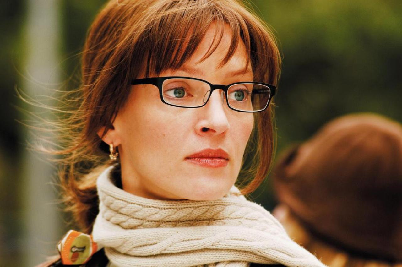 [29/05/2007] Perfekte Tarnung: Hinter der Brille und der braven Frisur steckt G-Girl (Uma Thurman) 