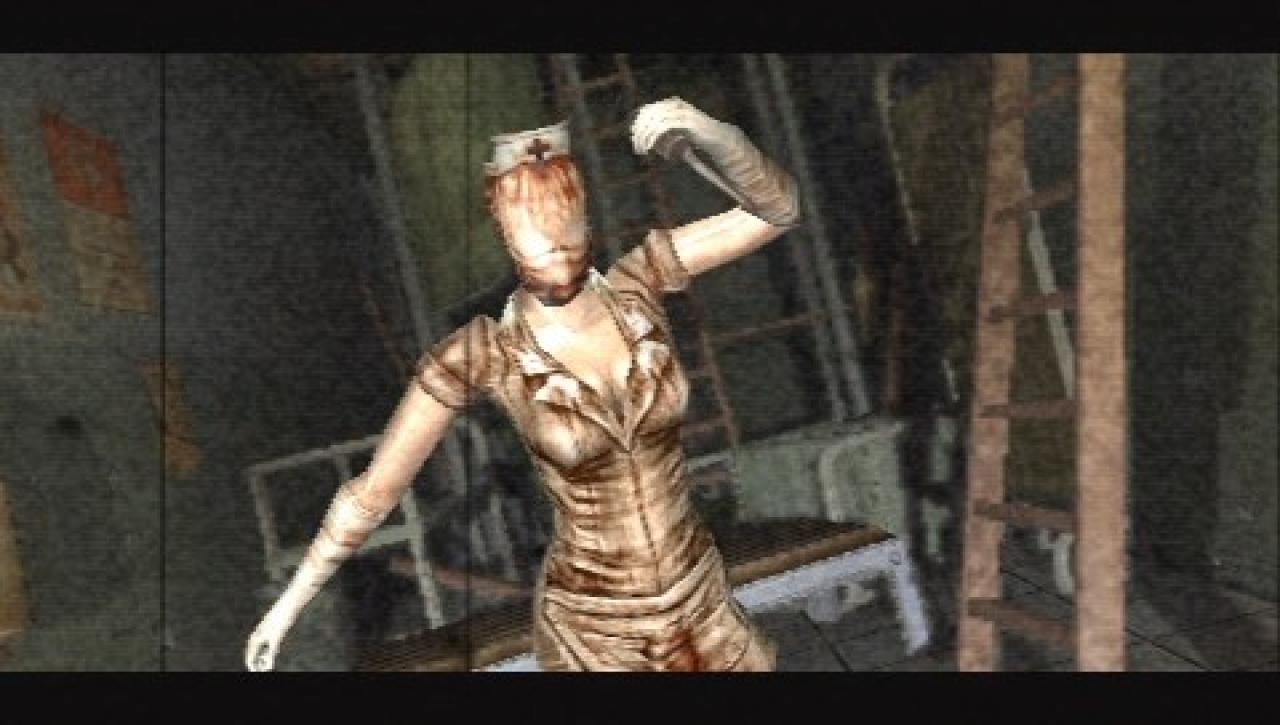 [29/10/2007] Auch in Silent Hill statten wir auf der Suche nach Cheryl der Schule einen kurzen Besuch ab und schwelgen in nostalgischer Erinnerung. Können all die Auftritte von Lehranstalten in Horrorspielen denn noch Zufall sein? Wohl kaum!