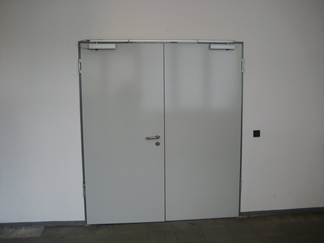 [11/10/2007] Was verbirgt sich wohl hinter dieser Tür?