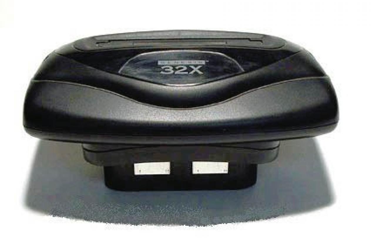[07/11/2007] Steckromantik von Sega: Das 32x