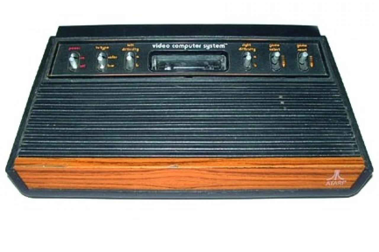[23/05/2008] Wir starten den dritten Teil unserer Videospiel-Historie mit dem Atari VCS. Doch anfangs ist die Konsole alles andere als ein Renner. 