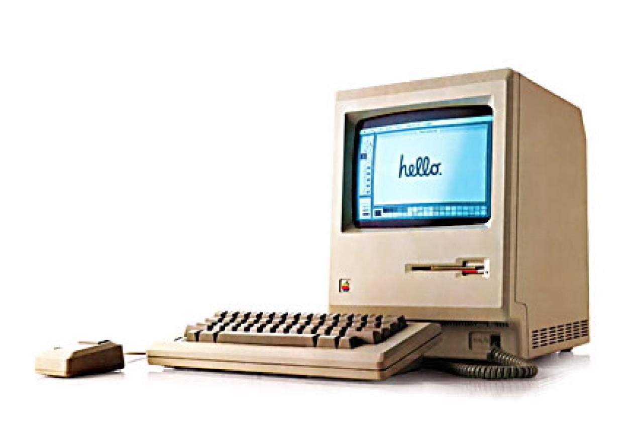 [02/07/2008] Der Ingenieur Jeff Keacher surfte mit einem 29 Jahre alten Macintosh Plus im Internet. Laut Keacher ist der Rechner beim Surfen allerdings sehr langsam und der Bildschirm kann nur zwei Farben darstellen. Weitere Einzelheiten dazu findet ihr in unserem Artikel: http://www.gamesaktuell.de/Kurioses-Thema-205466/News/29-Jahre-alter-Rechner-surft-im-Netz-mit-Kompromissen-1172624/