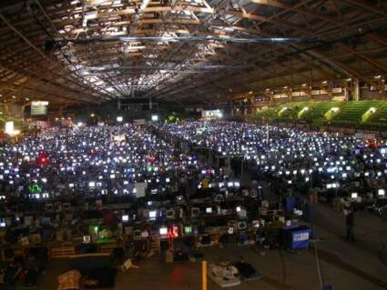 [31/10/2008] DreamHack-Event, Bild: tomsgames.com