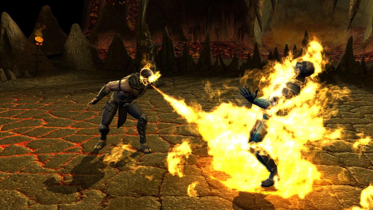 [06/10/2008] Wenige Dinge sind so gruselig und übertrieben wie ein Fatality von Mortal Kombat. Scorpion zieht in Mortal Kombat vs. DC Universe wie gewohnt sein Gesicht ab und enthüllt seinen brennenden Knochenkopf.