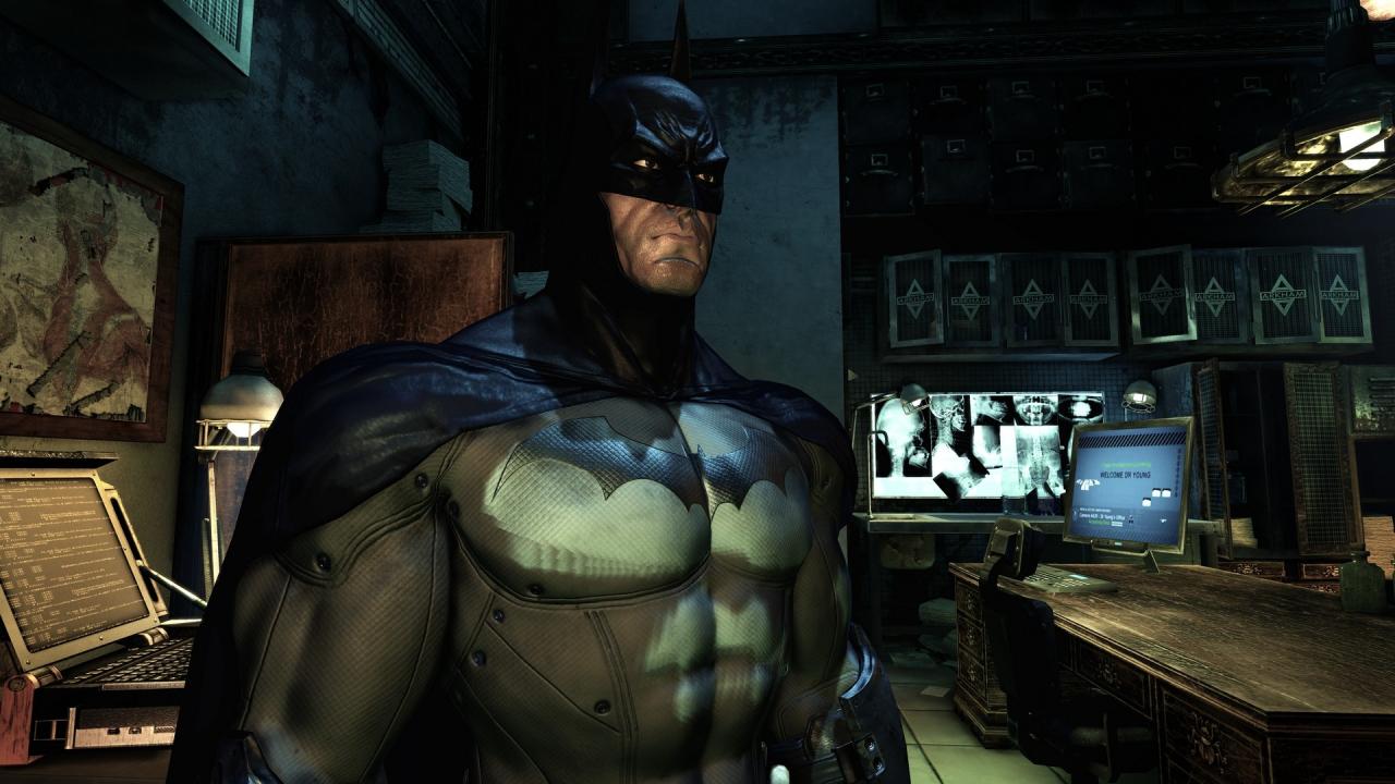 [22/12/2008] Batman: Arkam Asylum - Der dunkle Ritter ist nicht nur nur ein exzellenter Nahkämpfer, sondern auch ein genialer Detektiv. Er kann in einem aktuellen Abenteuer eine spezielle Sicht anschalten, die es ihm erlaubt, winzigkleine DNS-Spuren und Fingerabdrücke zu erkennen. Dadurch entkommt ihm so schnell kein Bösewicht.