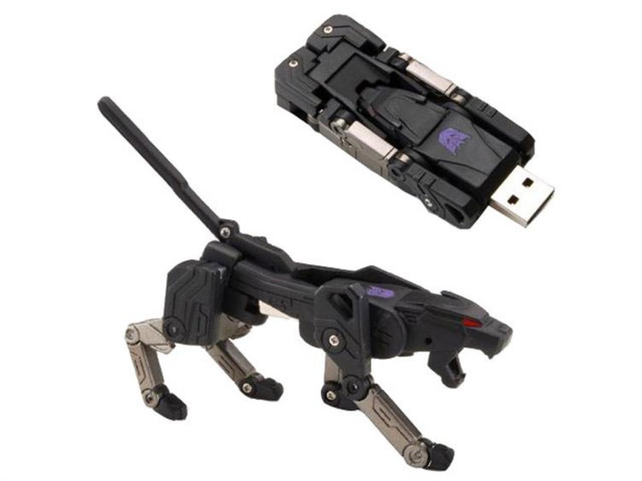 [20/05/2009] Auch kleine Präsente können es in sich haben: Mit witzigen USB-Gadgets beeindruckt ihr eure Nerd-Freunde. Die Unweiten des Internets bieten so einige verrückte Designs und setzen der Fantasie keine Grenzen.