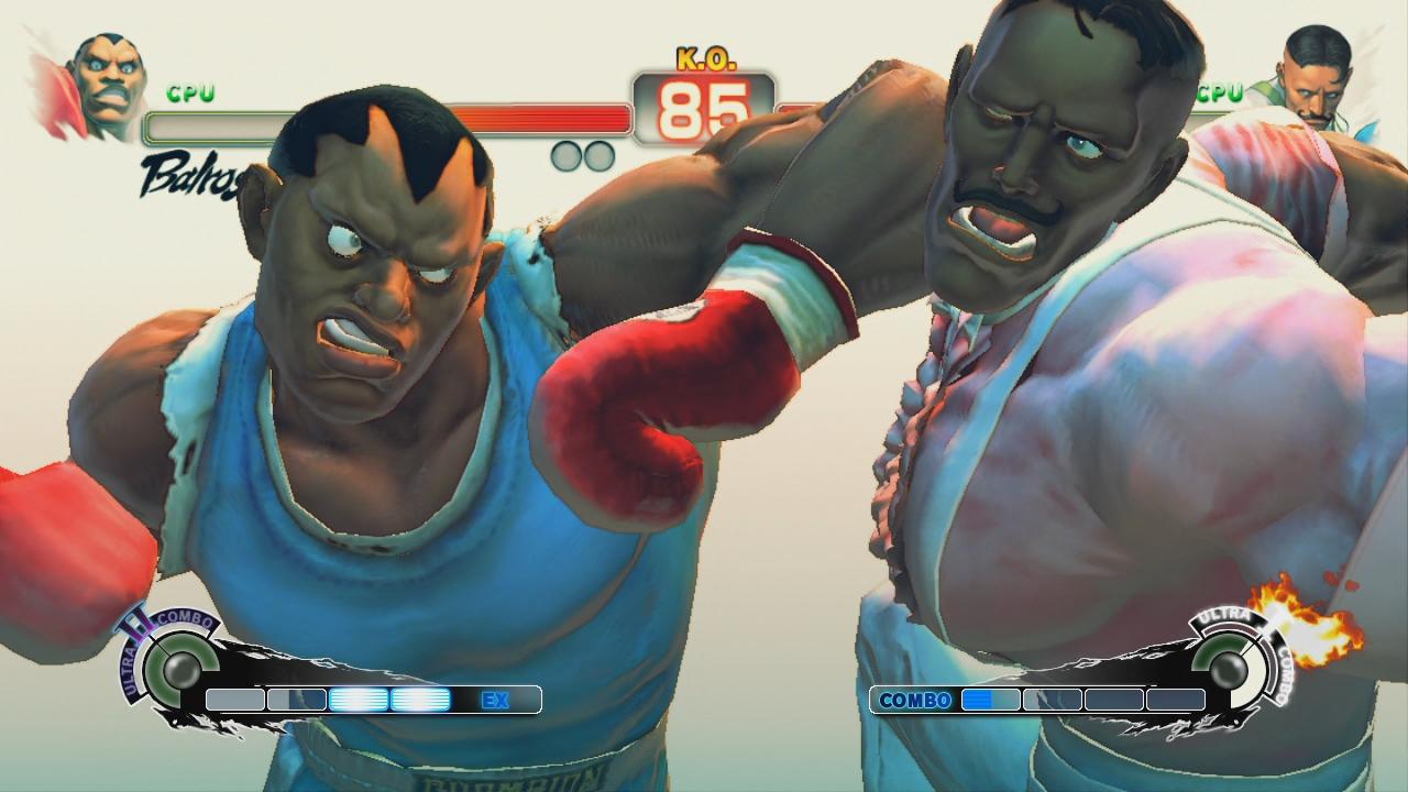 [26/04/2010] In Super Street Fighter 4 teilen Spieler Schläge und Tritte aus, wie der Mann mit roter Kutte und weißem Bart Geschenke zur Weihnachtszeit. Die Beat 'em up-Serie schaut auf eine lange Tradition zurück: Diese hat ihre Wurzeln im Jahr 1987, als Street Fighter in den Spielhallen rund um den Globus auftauchte aber für wenig Aufsehen sorgte. Seit Street Fighter 2 erfreute sich jedoch jeder neue Ableger weltweiter Beachtung.