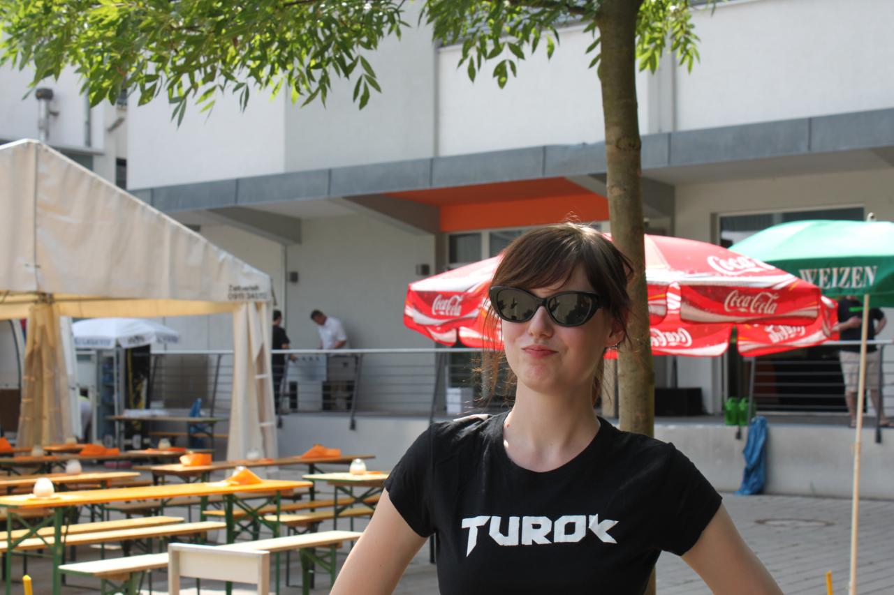 [19/07/2010] Katha im Turok-Look.