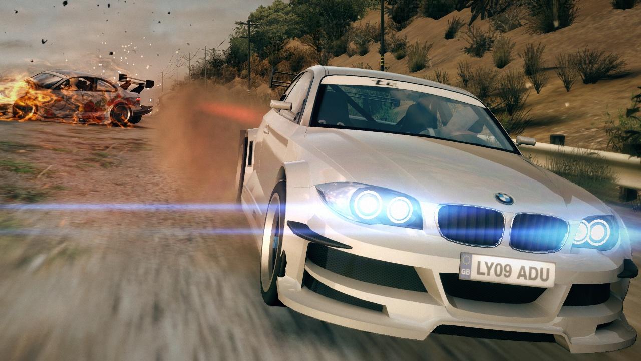 [13/08/2010] In Blur darf der Spieler nicht nur rasant über die Straße heizen, sondern sogenannte Power-ups aufsammeln und diese gegen seine Gegner einsetzen.
