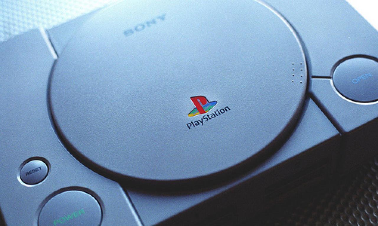 [10/08/2010] März 1998: Diablo erscheint als überraschend gute Konsolenumsetzung für die Sony Playstation.