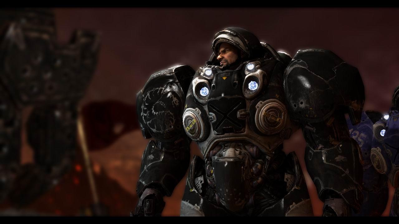 [03/08/2010] Die Idee, Soldaten in Kampfanzüge zu stecken, ist nicht erst durch Starcraft 2 entstanden. Das US-Militär arbeitet schon seit Jahren an sogenannten Exoskeletten. Die Firma Raytheon hat mit dem XOS 2 bereits ein funktionierendes Exemplar am Start. Es erlaubt dem Soldaten, große Gewichte zu heben und seine Leistungsfähigkeit zu erhöhen. 