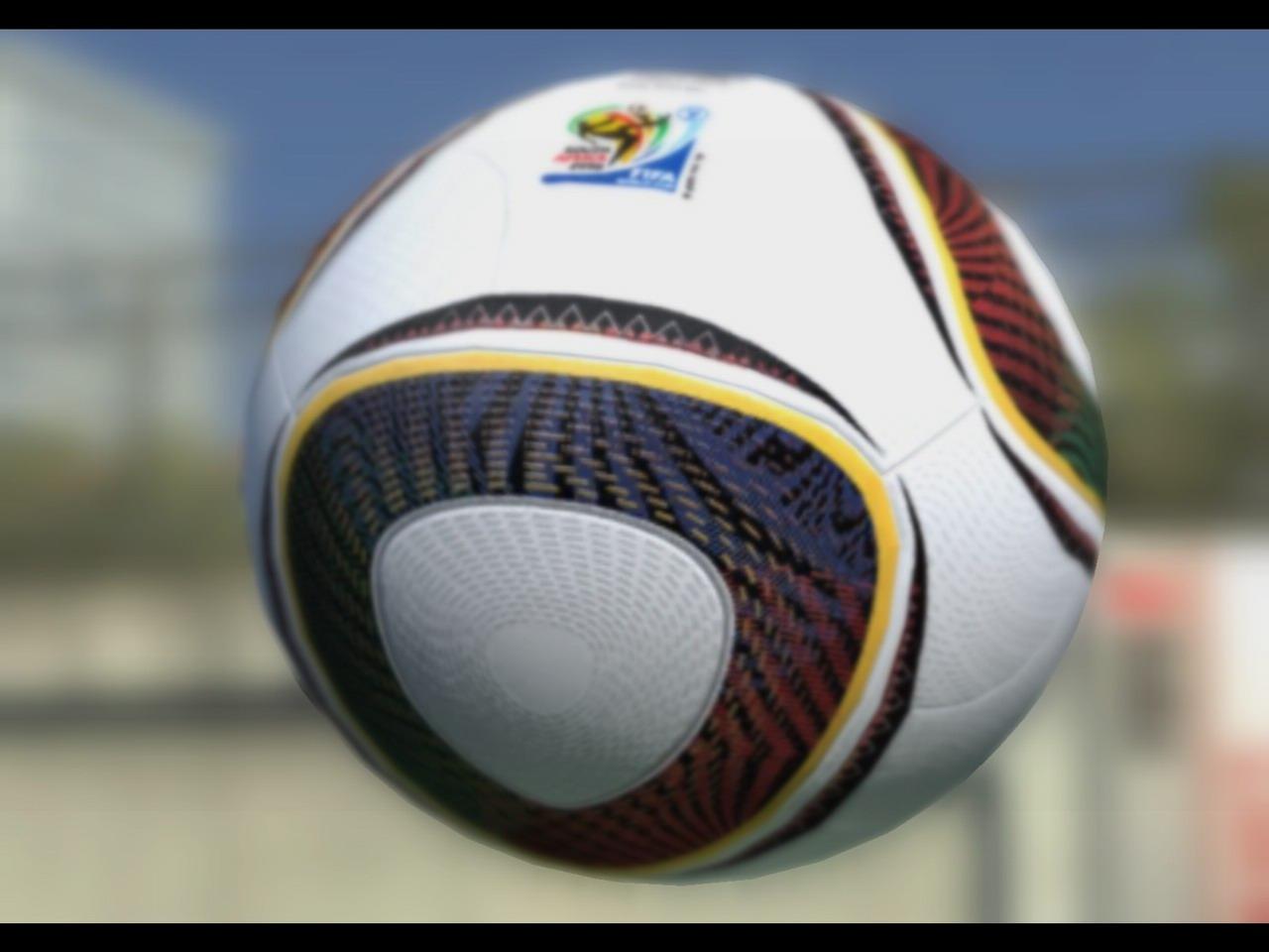 [15/09/2010] FIFA vs. PES: Der Ball dreht sich weiter