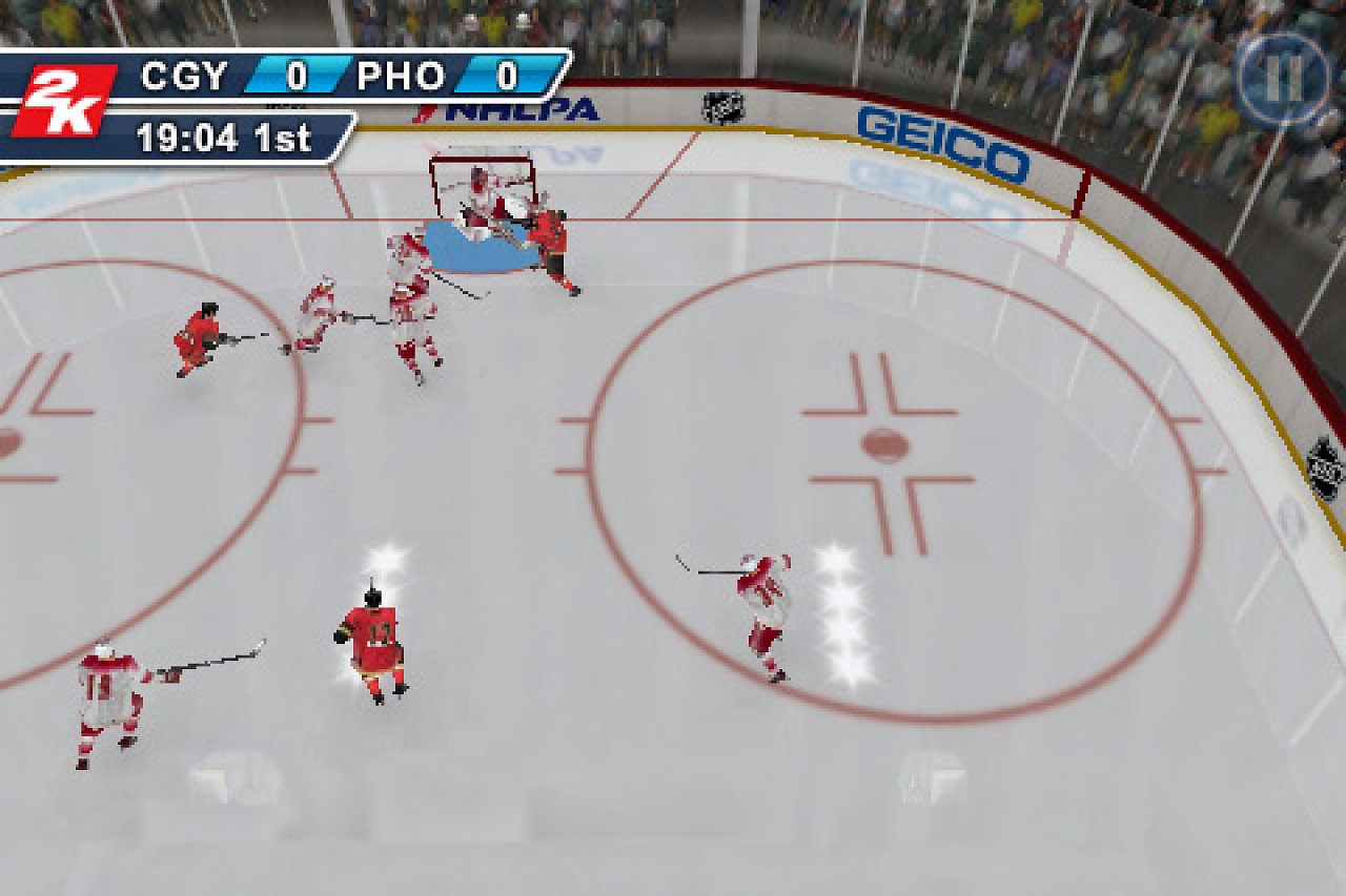 [08/10/2010] 2K Sports NHL 2k 11 ist eine weitere Sportspiel-Umsetzung für Apples Kleinen. Die Steuerung funktioniert über digitale Analogsticks.