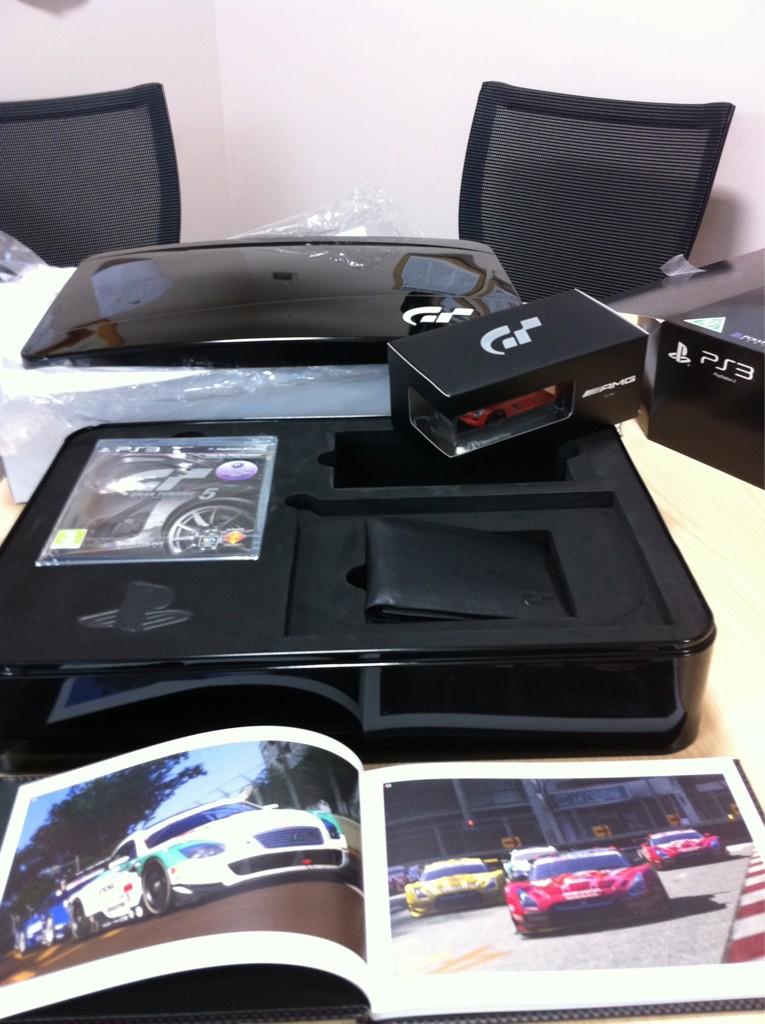 [18/11/2010] Platz 4: Die Gran Turismo 5 Signature Edition enhält ein 