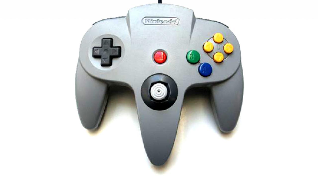 [05/11/2010] Abgenutzen Controller Mitspielern aufdrücken Hatten wir nicht alle einen abgenutzen N64-Controller, den wir immer unseren Freunden in die Hand gedrückt haben, während wir das bessere Exemplar zum Spielen benutzt haben? Tststs!