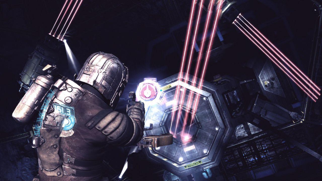 [14/01/2011] Komplettlösung zu Dead Space 2 mit Tipps, Tricks, Cheats: Ihr müsst den Laser verschieben um durch die Öffnung zu kommen.