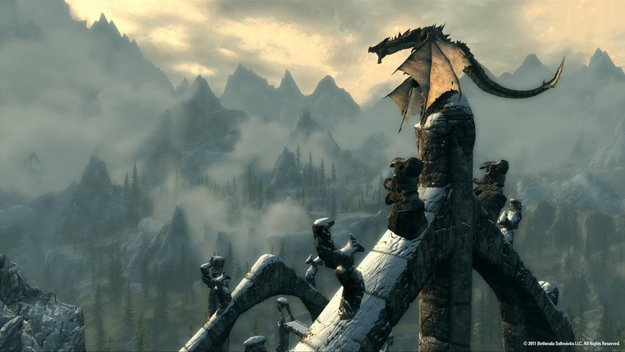 [11/02/2011] Vorsicht, beim Wechsel auf das nächste Bild bekommt ihr einen Farbflash: Während Weitsicht-Panoramen in Skyrim nebelverhangen und grau wirken ...