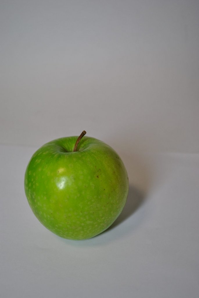 [31/03/2011] ... dafür ist der Schatten in Apfel definierter. In beiden Versionen des Fruchtkrachers muss man aber sagen: Von Schatten wie in der Realität sind beide weit entfernt.