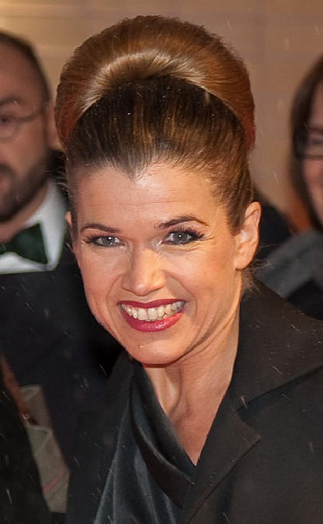[13/05/2011] Anke Engelke ist im kanadischen Montreal geboren und dreisprachig aufgewachsen. Den meisten unter euch wird Anke Engelke von der Sat.1-Sendung 