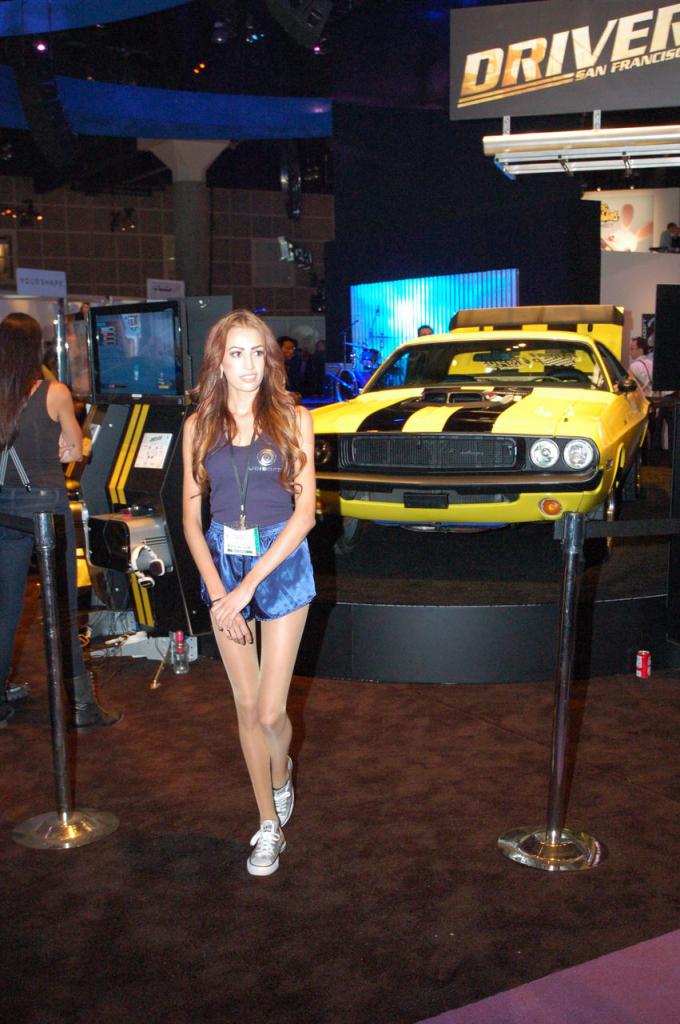 [08/06/2011] Messe-Babes auf der E3 2011 in Los Angeles. (29)
